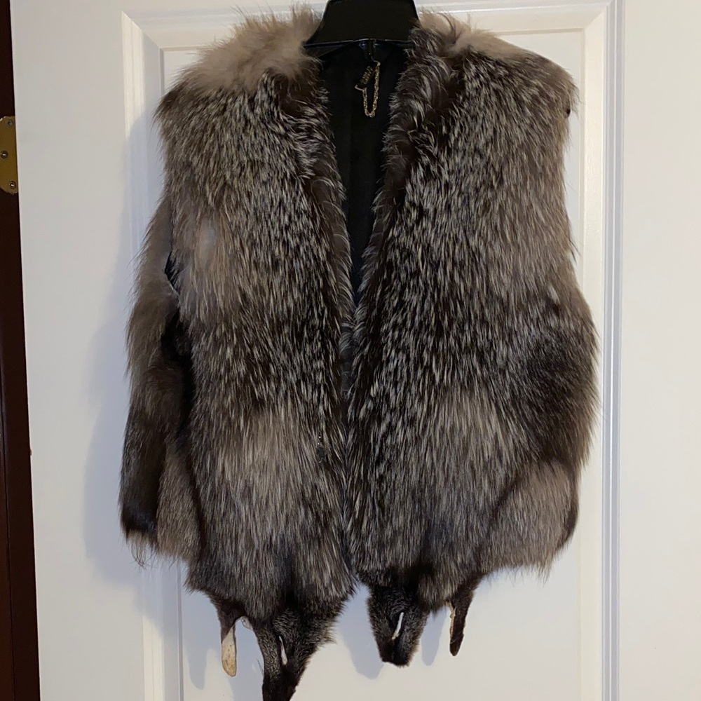 Luxurious Fur Vest in Gray, size Small